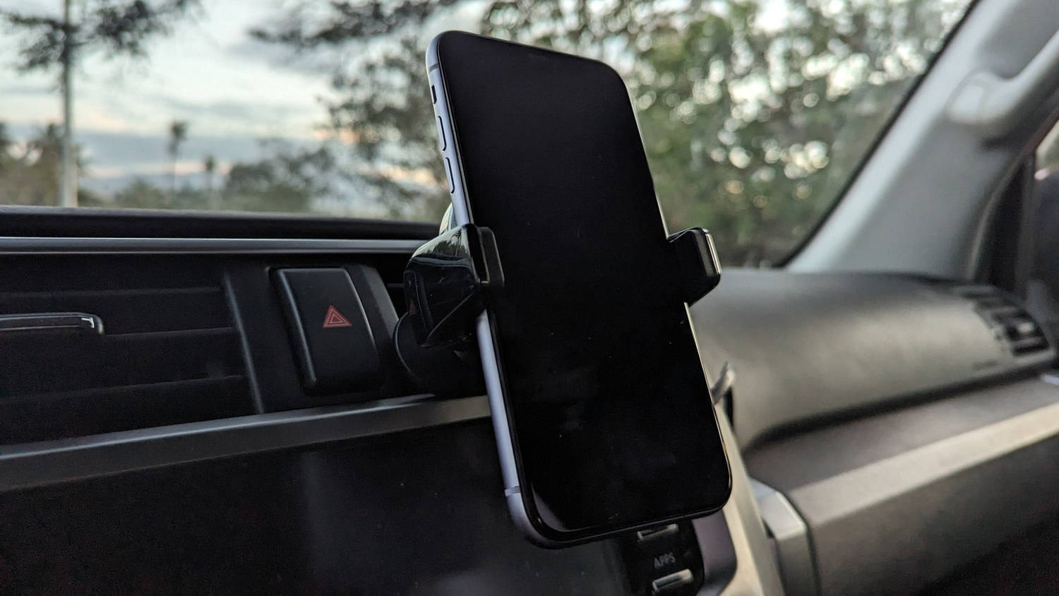 Phone Olders